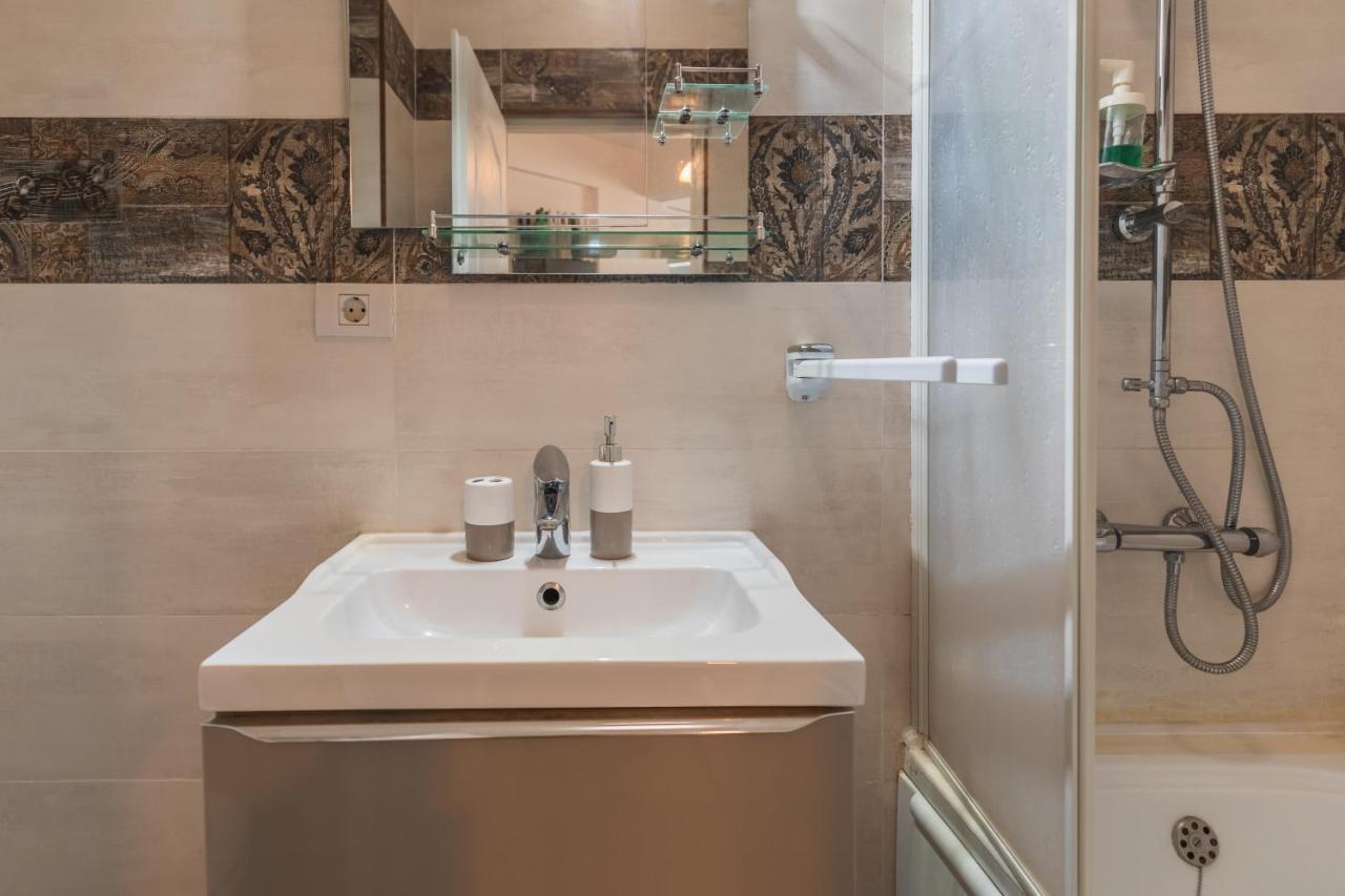 Apartament Unique Relax Apartment Navodari Bagian luar foto