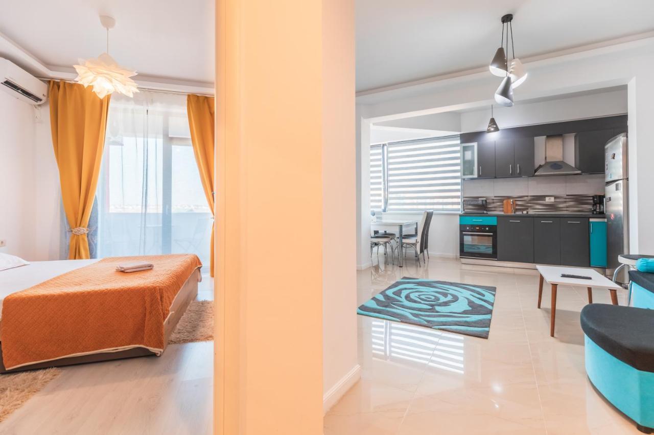 Apartament Unique Relax Apartment Navodari Bagian luar foto