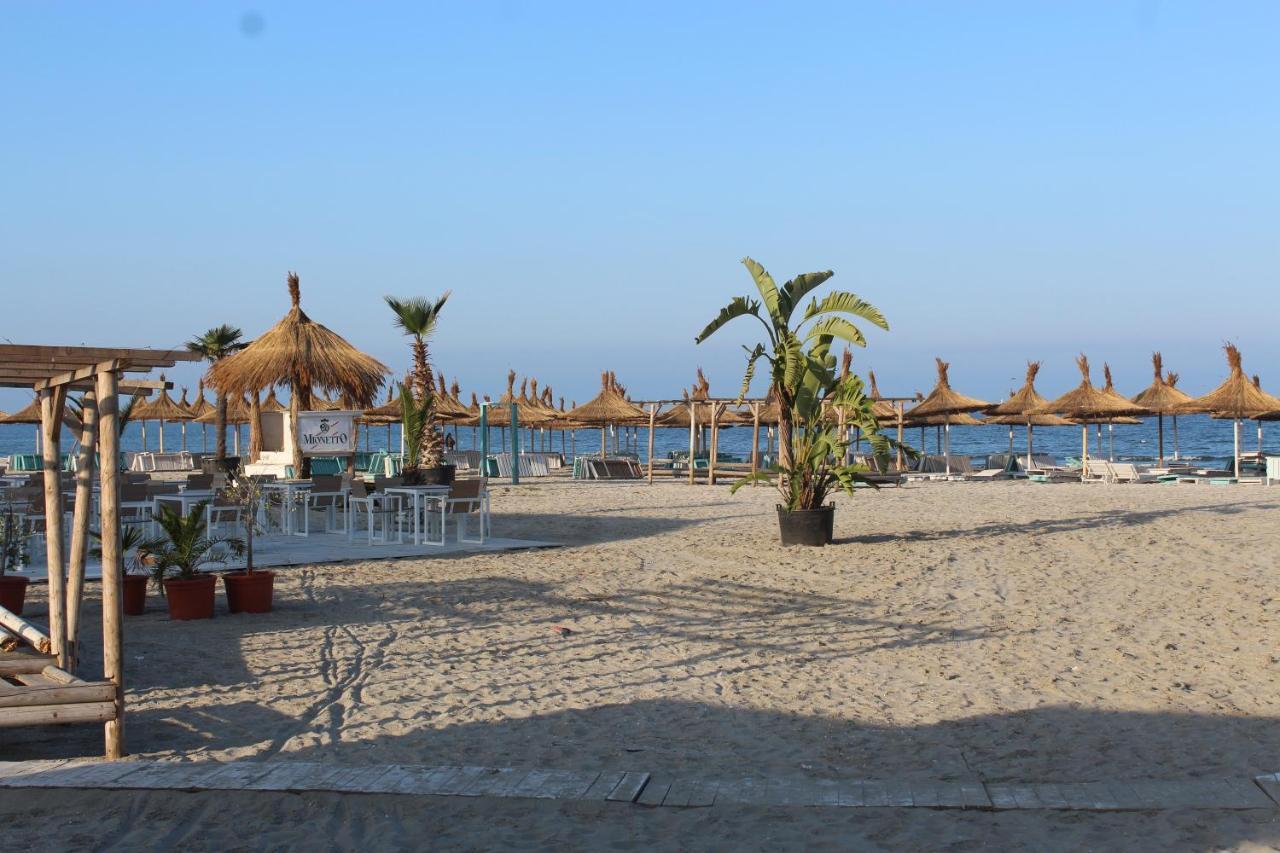 Apartament Unique Relax Apartment Navodari Bagian luar foto